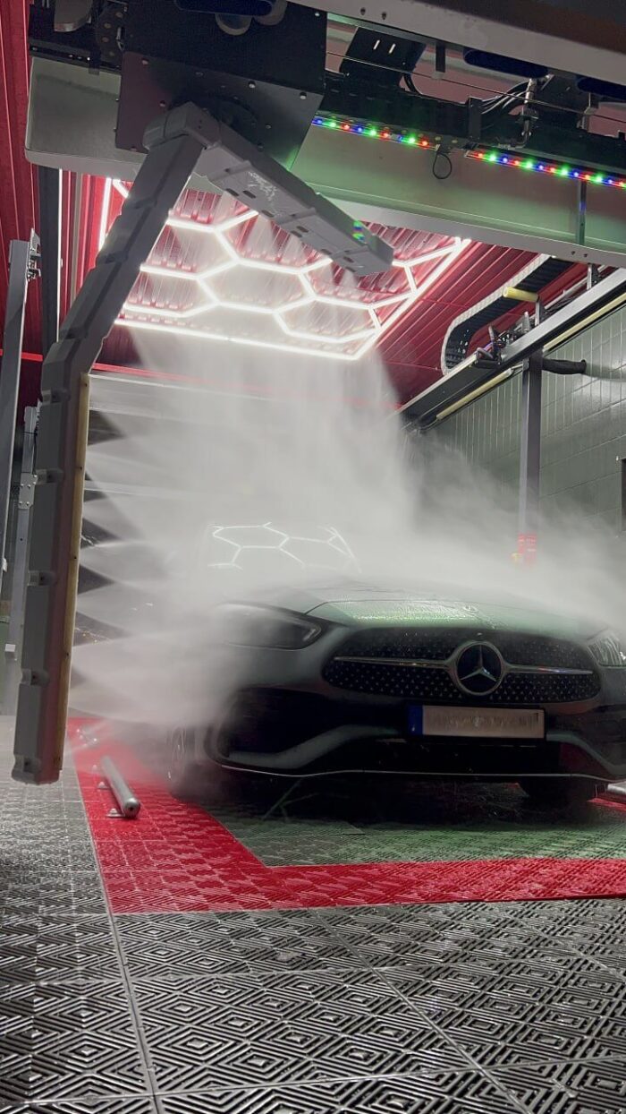 photo_car-in-wash Car in wash